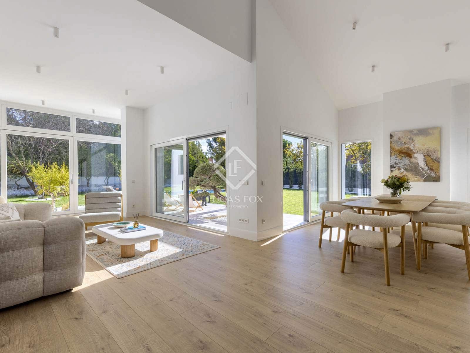 5 bedroom Villa for sale in Boadilla del Monte with pool garage - € 2,990,000 (Ref: 9388662)