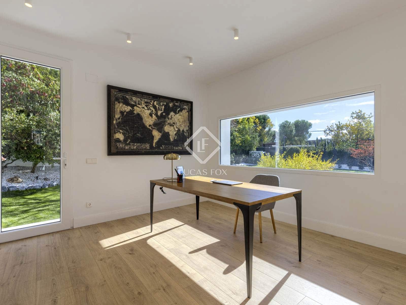 5 bedroom Villa for sale in Boadilla del Monte with pool garage - € 2,990,000 (Ref: 9388662)