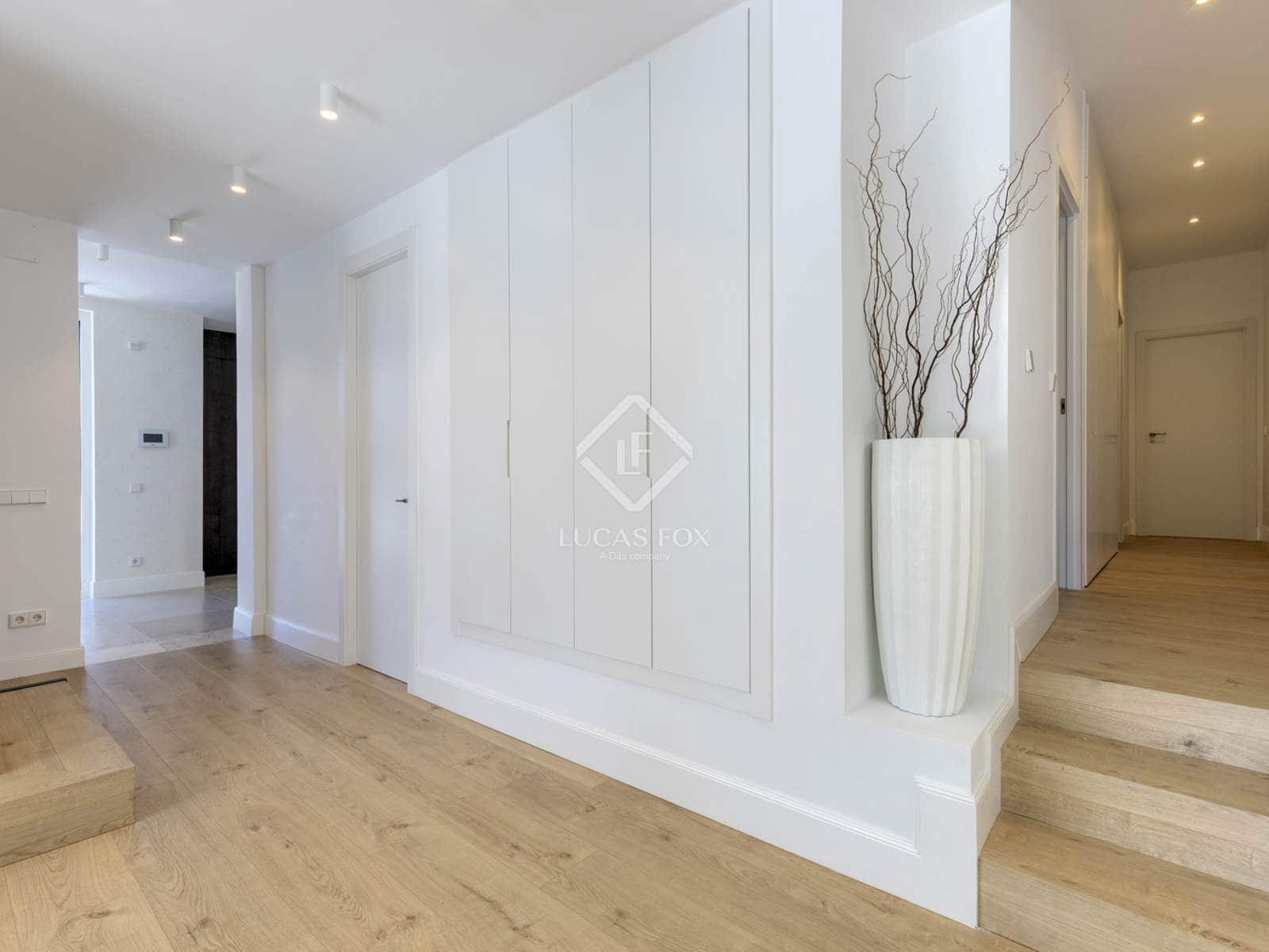 5 bedroom Villa for sale in Boadilla del Monte with pool garage - € 2,990,000 (Ref: 9388662)