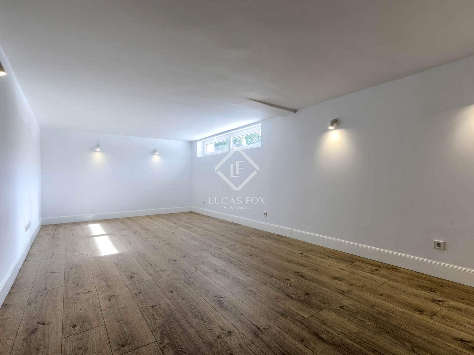 5 bedroom Villa for sale in Boadilla del Monte with pool garage - € 2,990,000 (Ref: 9388662)