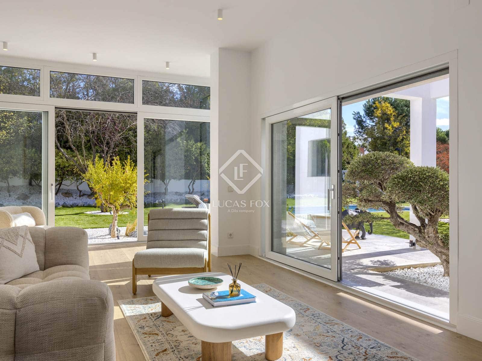 5 bedroom Villa for sale in Boadilla del Monte with pool garage - € 2,990,000 (Ref: 9388662)