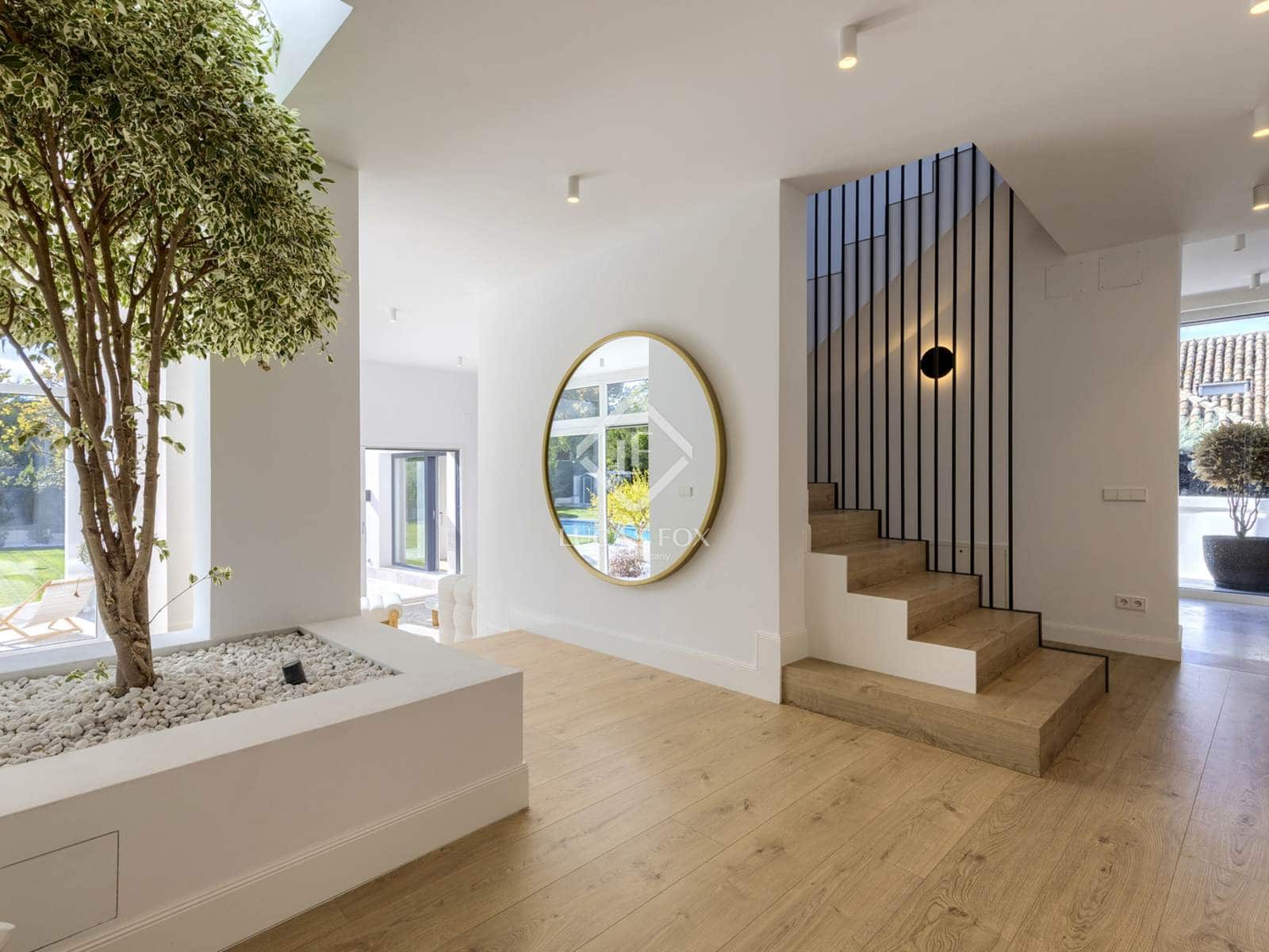 5 bedroom Villa for sale in Boadilla del Monte with pool garage - € 2,990,000 (Ref: 9388662)