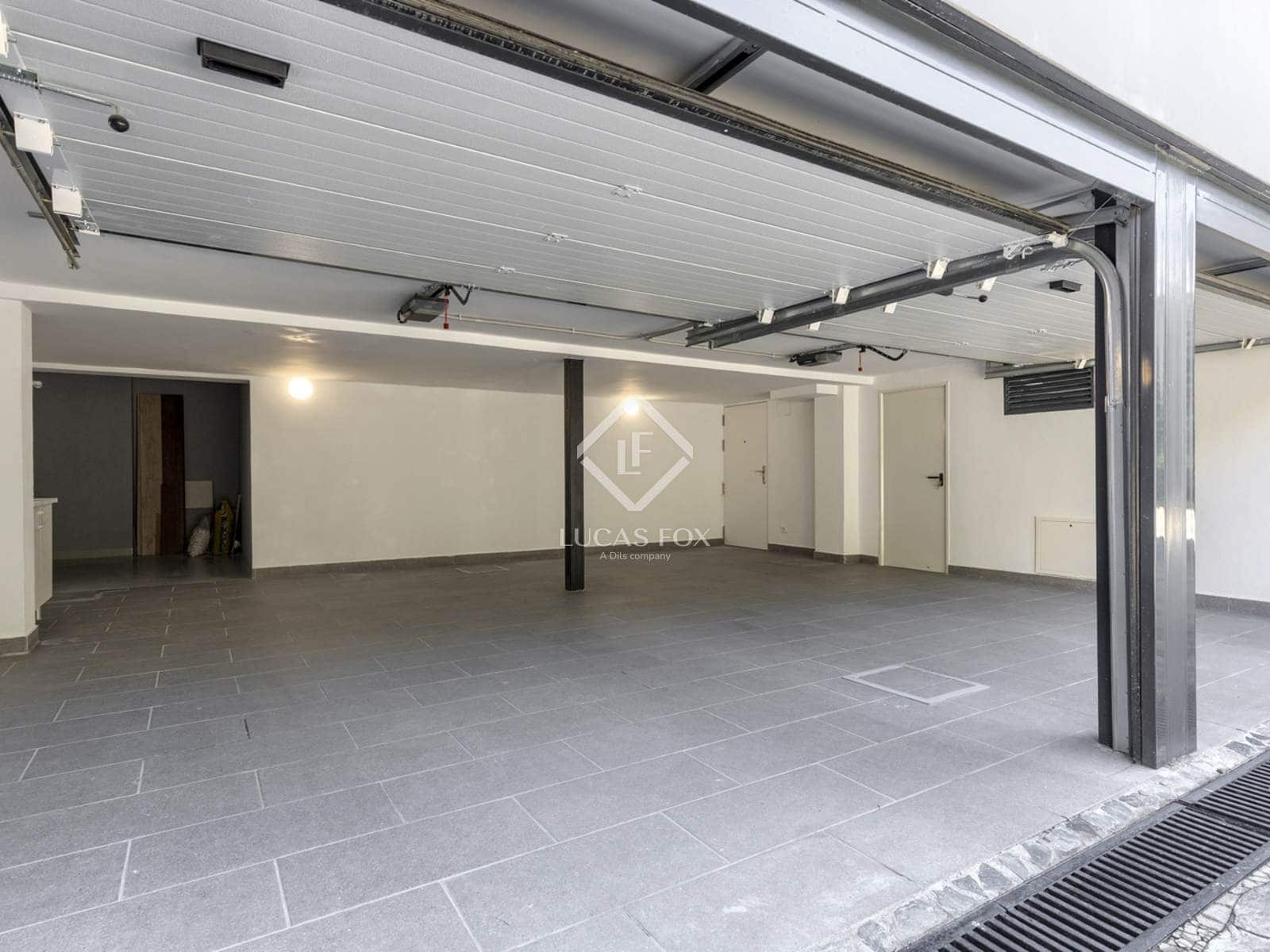 5 bedroom Villa for sale in Boadilla del Monte with pool garage - € 2,990,000 (Ref: 9388662)