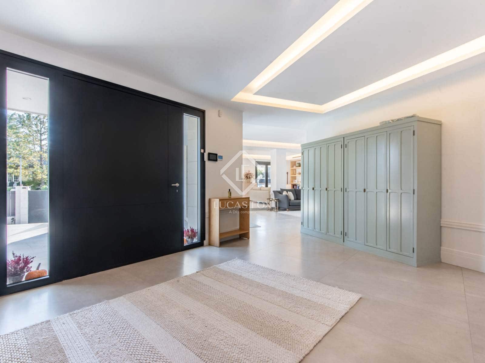 6 bedroom Villa for sale in Boadilla del Monte with pool garage - € 3,900,000 (Ref: 9388663)