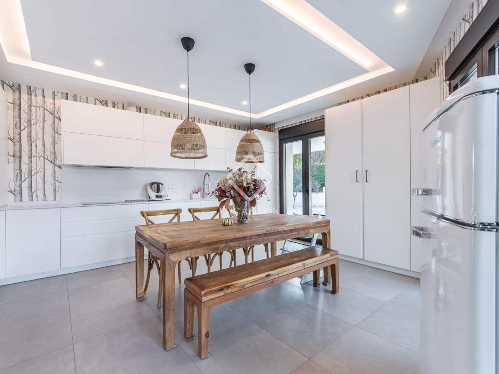 6 bedroom Villa for sale in Boadilla del Monte with pool garage - € 3,900,000 (Ref: 9388663)