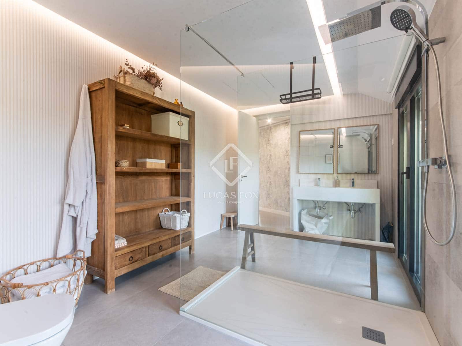 6 bedroom Villa for sale in Boadilla del Monte with pool garage - € 3,900,000 (Ref: 9388663)