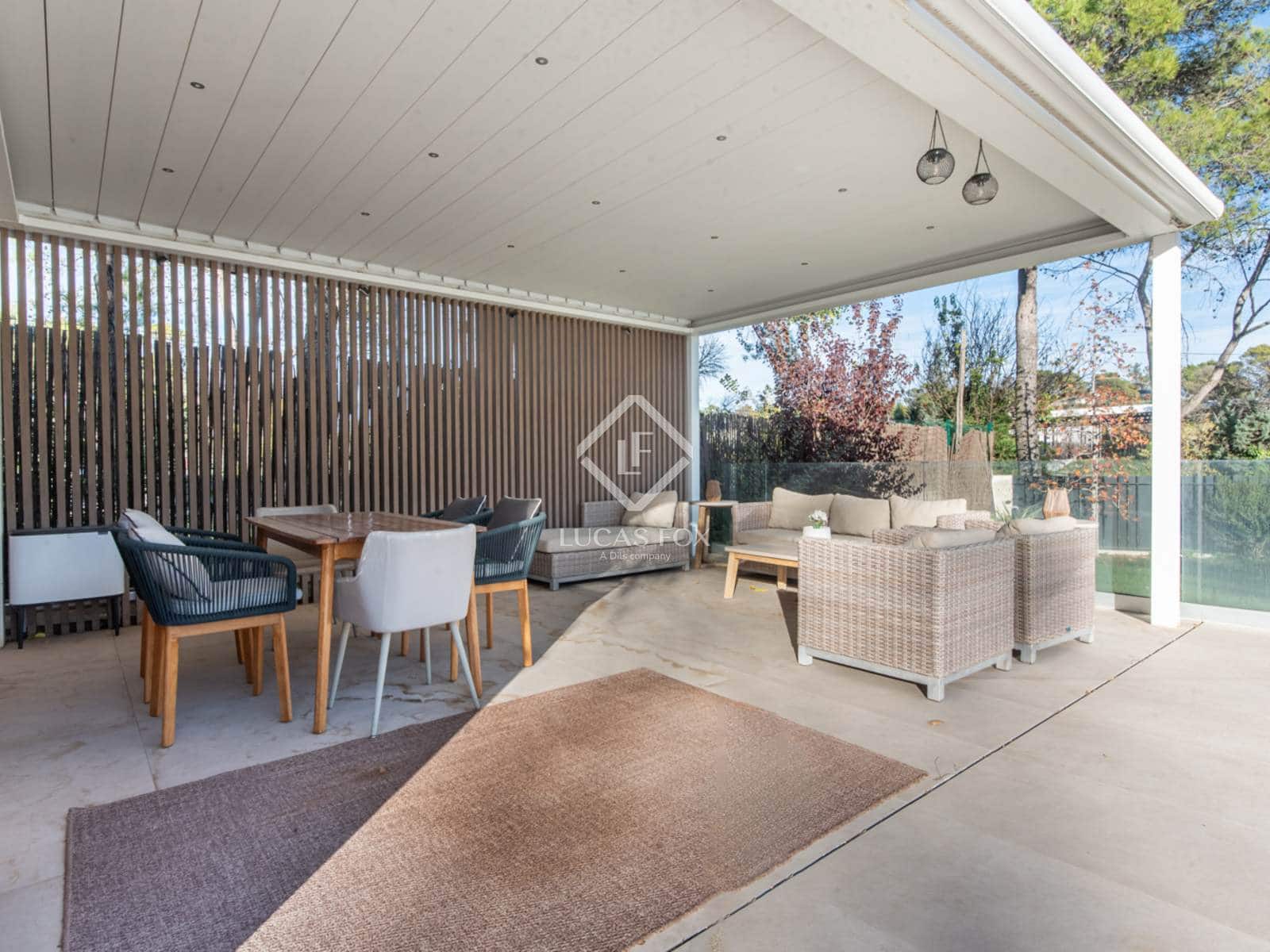 6 bedroom Villa for sale in Boadilla del Monte with pool garage - € 3,900,000 (Ref: 9388663)