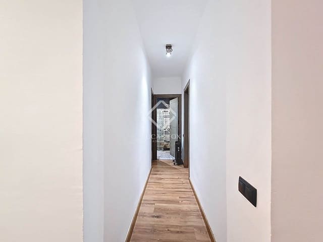 3 bedroom Villa for sale in Vilanova i la Geltrú - € 270,000 (Ref: 9388665)