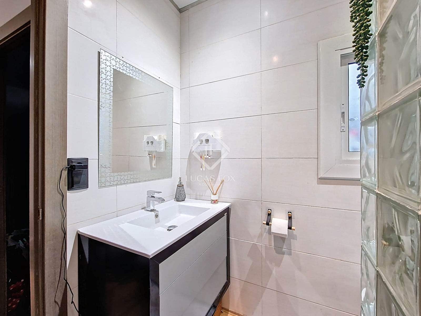 3 bedroom Villa for sale in Vilanova i la Geltru - € 270,000 (Ref: 9388665)