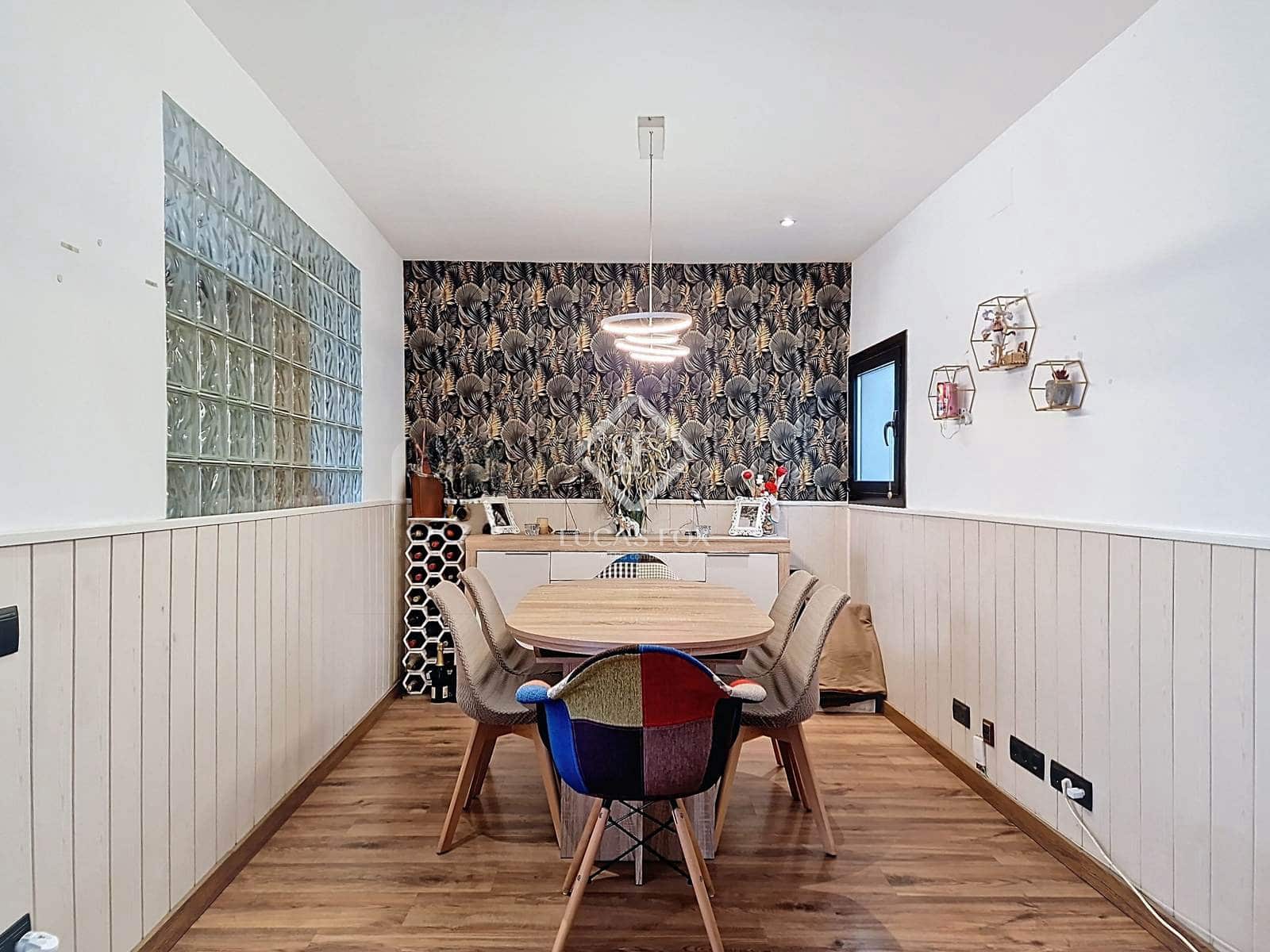 3 bedroom Villa for sale in Vilanova i la Geltru - € 270,000 (Ref: 9388665)