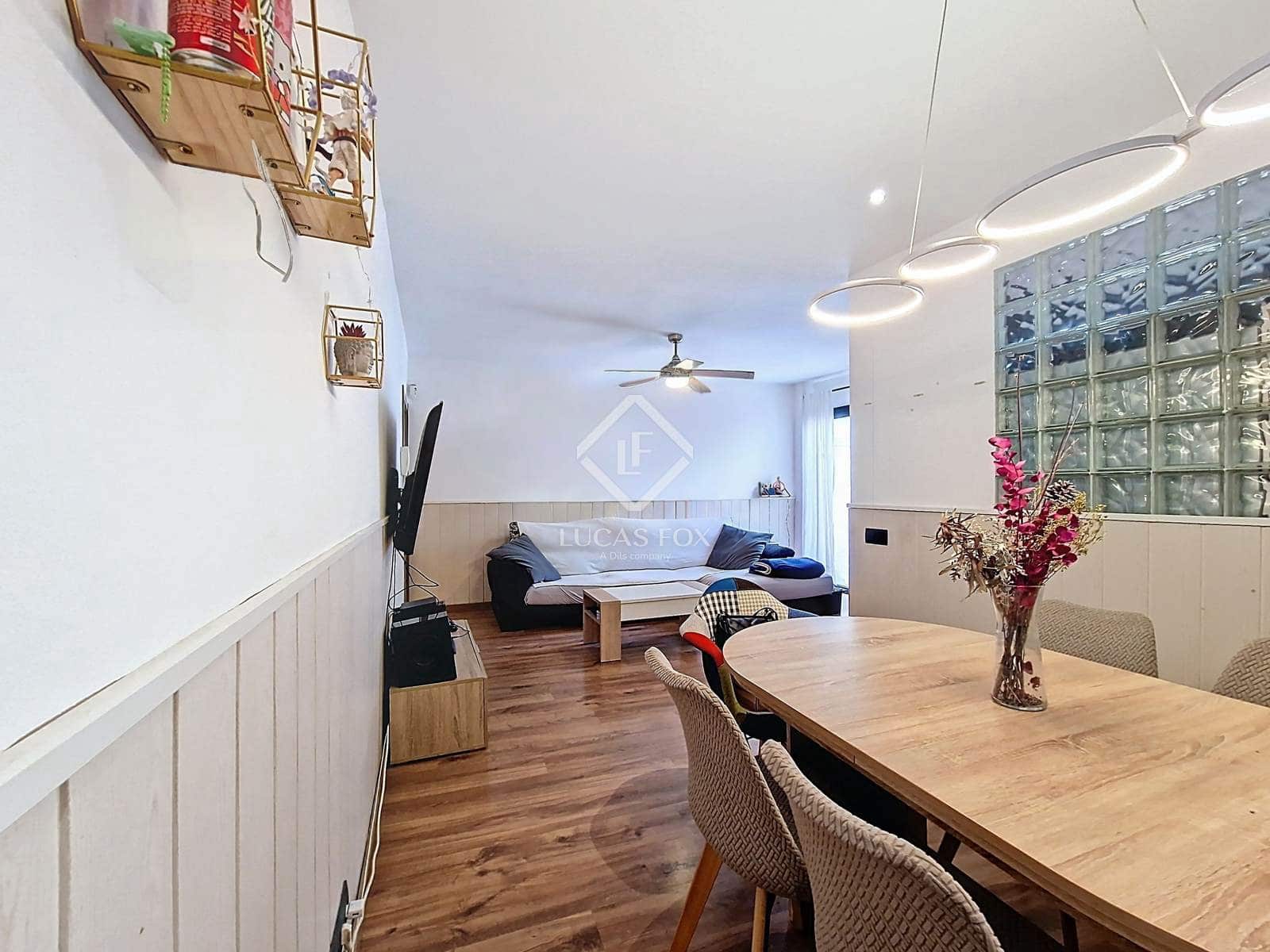 3 bedroom Villa for sale in Vilanova i la Geltru - € 270,000 (Ref: 9388665)