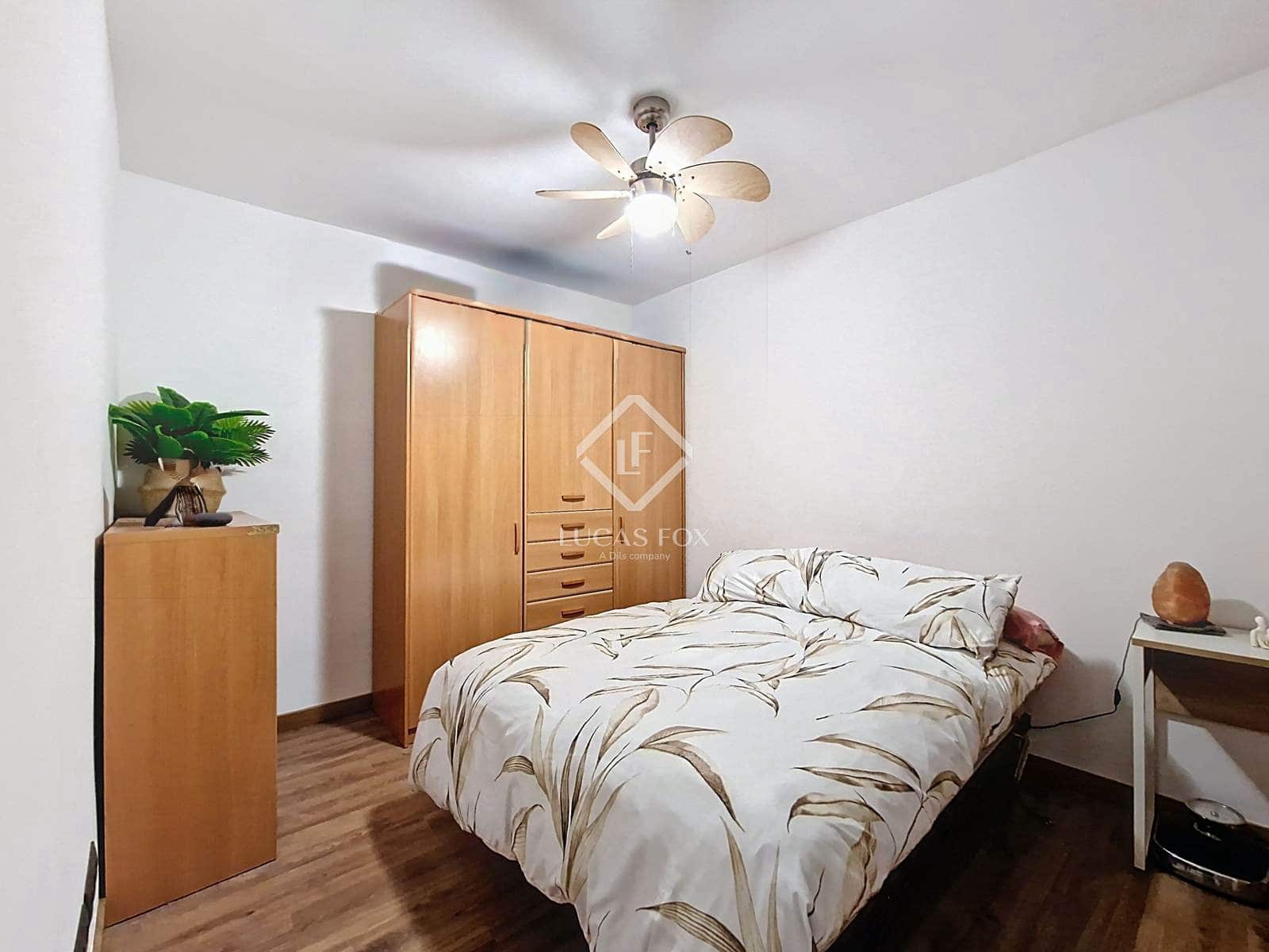 3 bedroom Villa for sale in Vilanova i la Geltru - € 270,000 (Ref: 9388665)