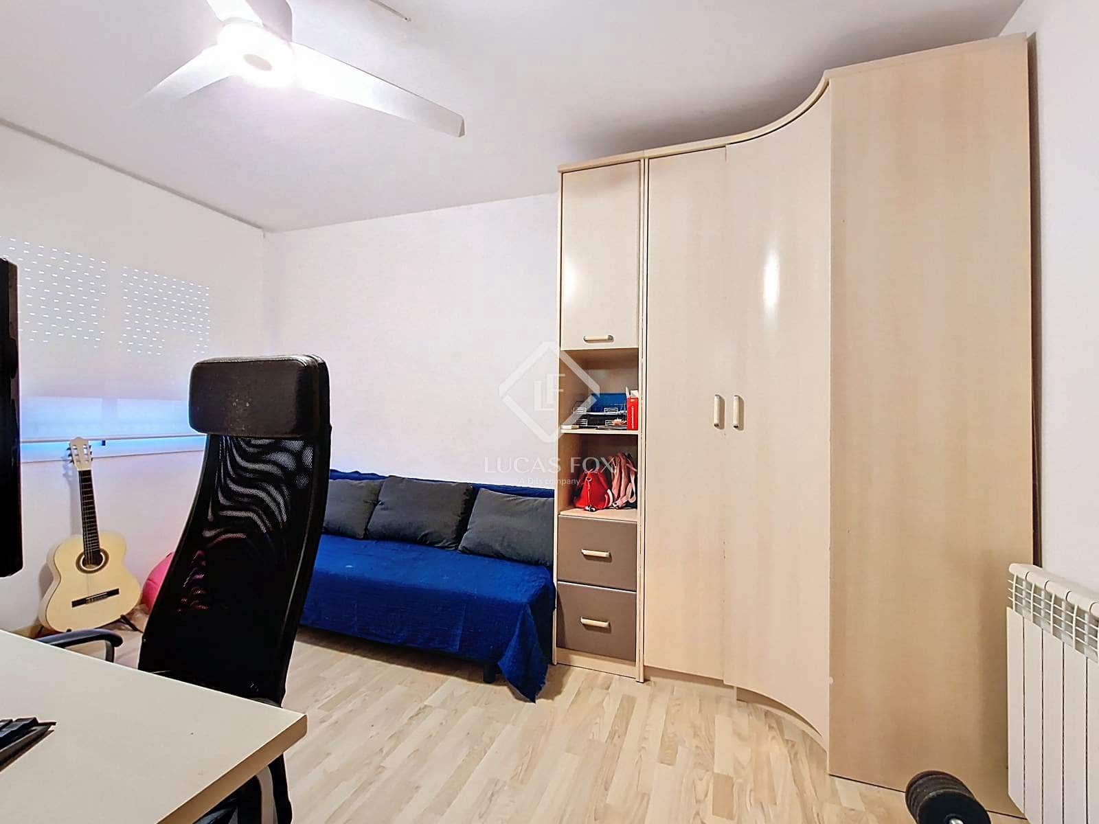 4 sypialnia Apartament na sprzedaż w Vilanova i la Geltru - 345 000 € (Ref: 9388667)