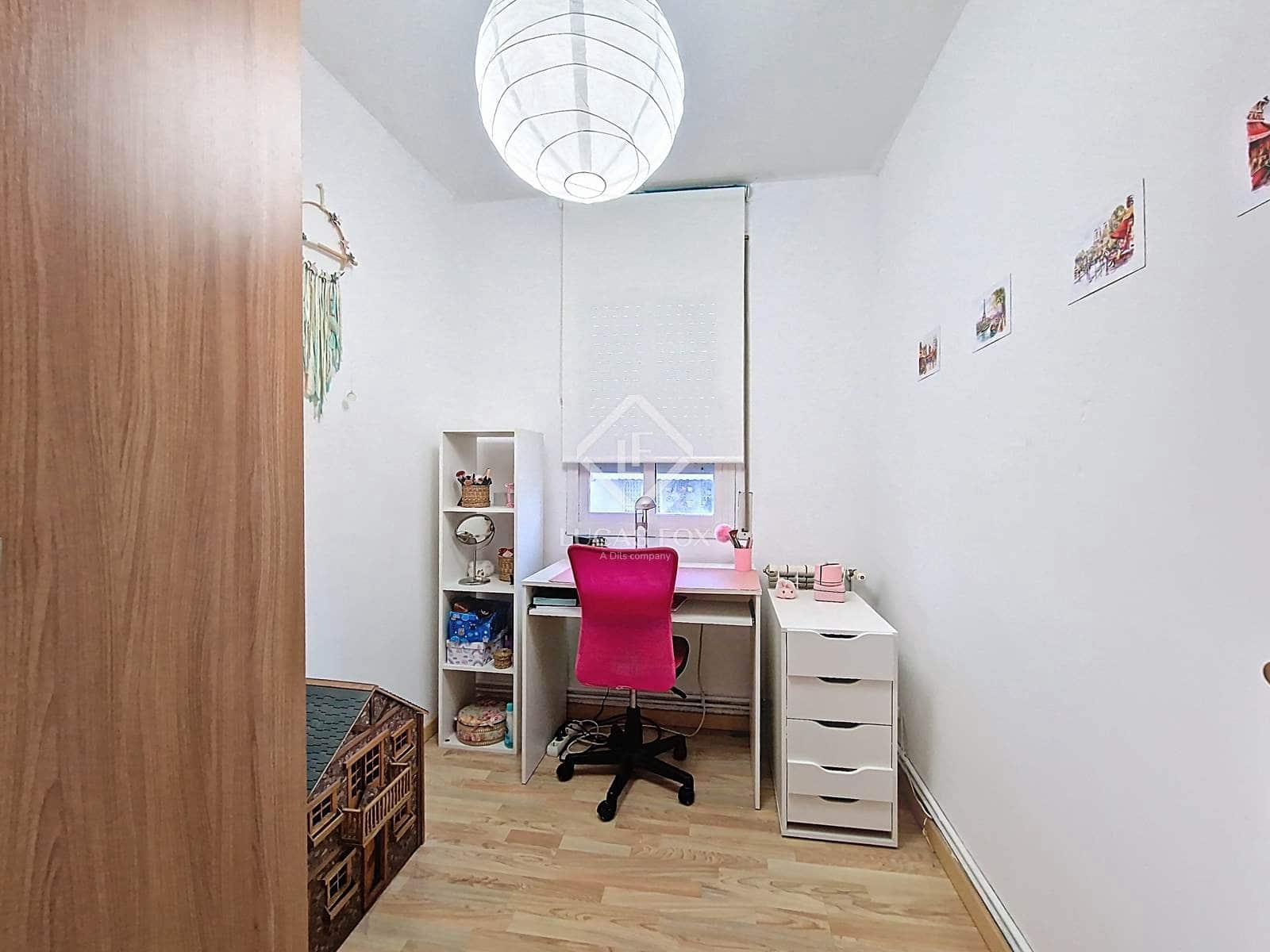 4 sypialnia Apartament na sprzedaż w Vilanova i la Geltru - 345 000 € (Ref: 9388667)