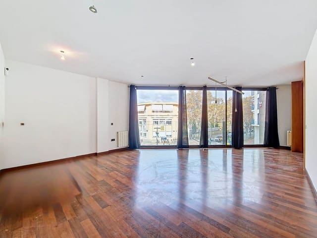 4 soverom Leilighet til salgs i Vilanova i la Geltrú med garasje - € 435 000 (Ref: 9388668)