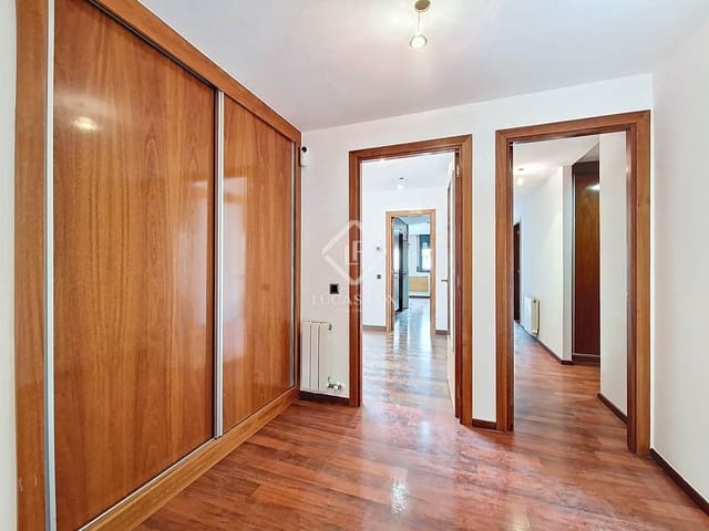 4 soverom Leilighet til salgs i Vilanova i la Geltrú med garasje - € 435 000 (Ref: 9388668)