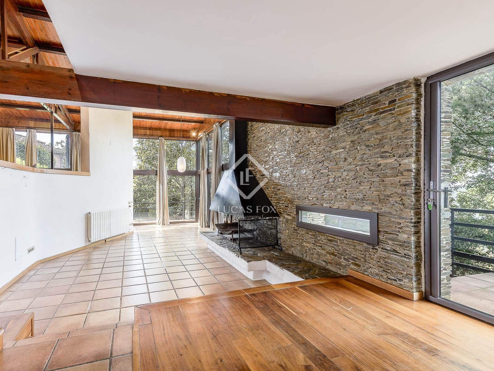 Chalet de 6 habitaciones en Barcelona ciudad en venta con piscina garaje - 1.640.000 € (Ref: 9389928)