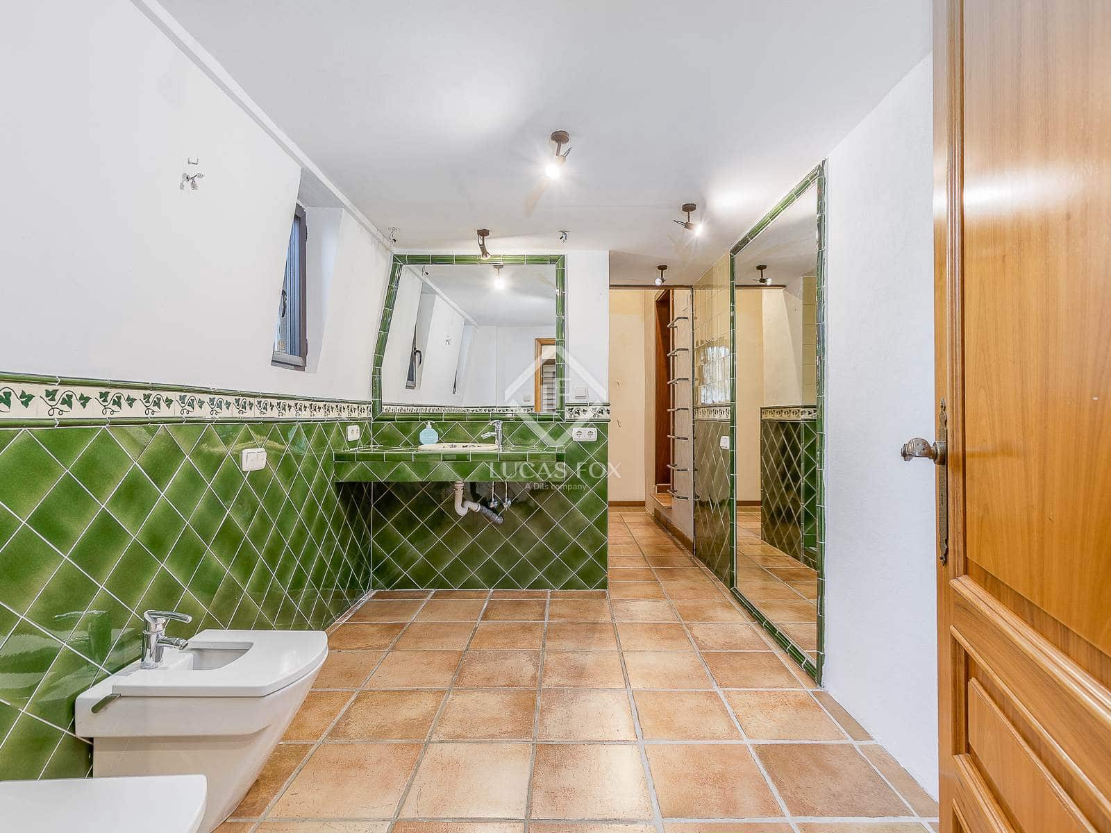 Chalet de 6 habitaciones en Barcelona ciudad en venta con piscina garaje - 1.640.000 € (Ref: 9389928)