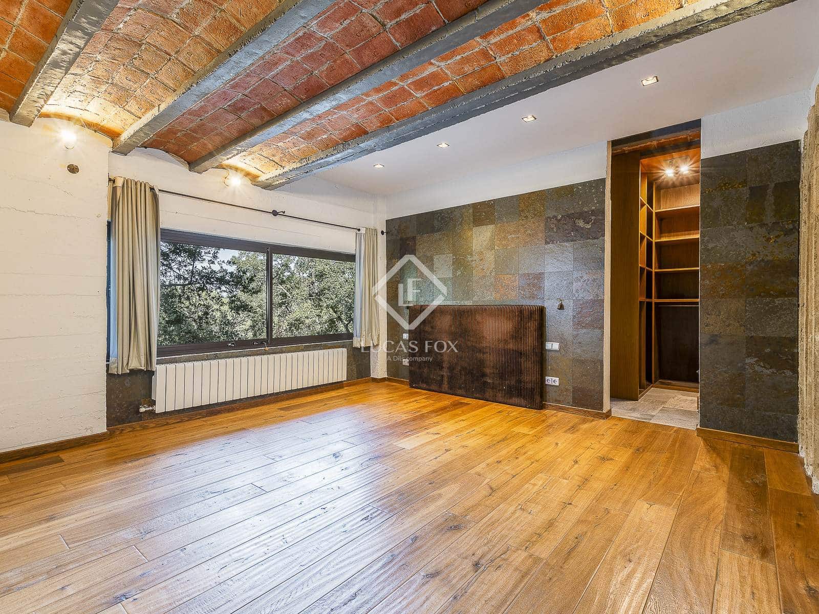 Chalet de 6 habitaciones en Barcelona ciudad en venta con piscina garaje - 1.640.000 € (Ref: 9389928)