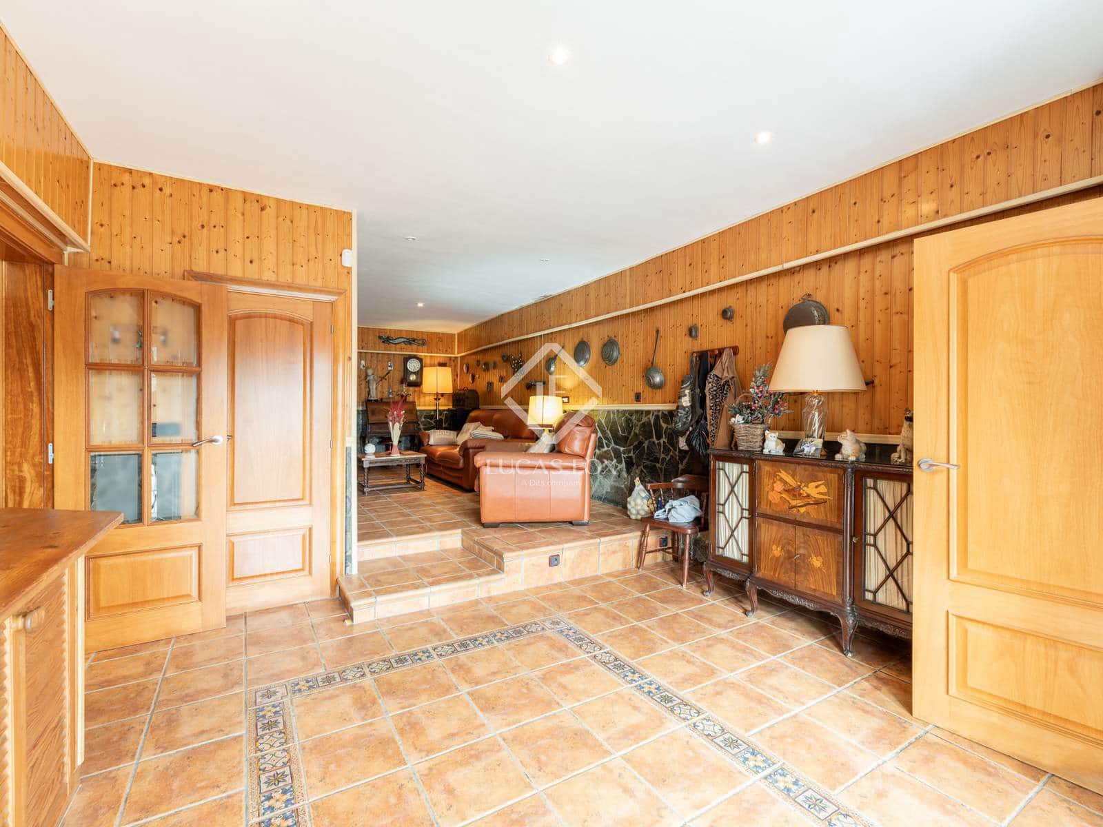 5 Zimmer Villa zu verkaufen in Castelldefels mit Pool Garage - 1.036.000 € (Ref: 9390814)