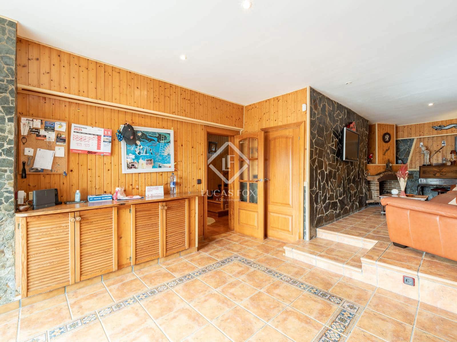 5 Zimmer Villa zu verkaufen in Castelldefels mit Pool Garage - 1.036.000 € (Ref: 9390814)