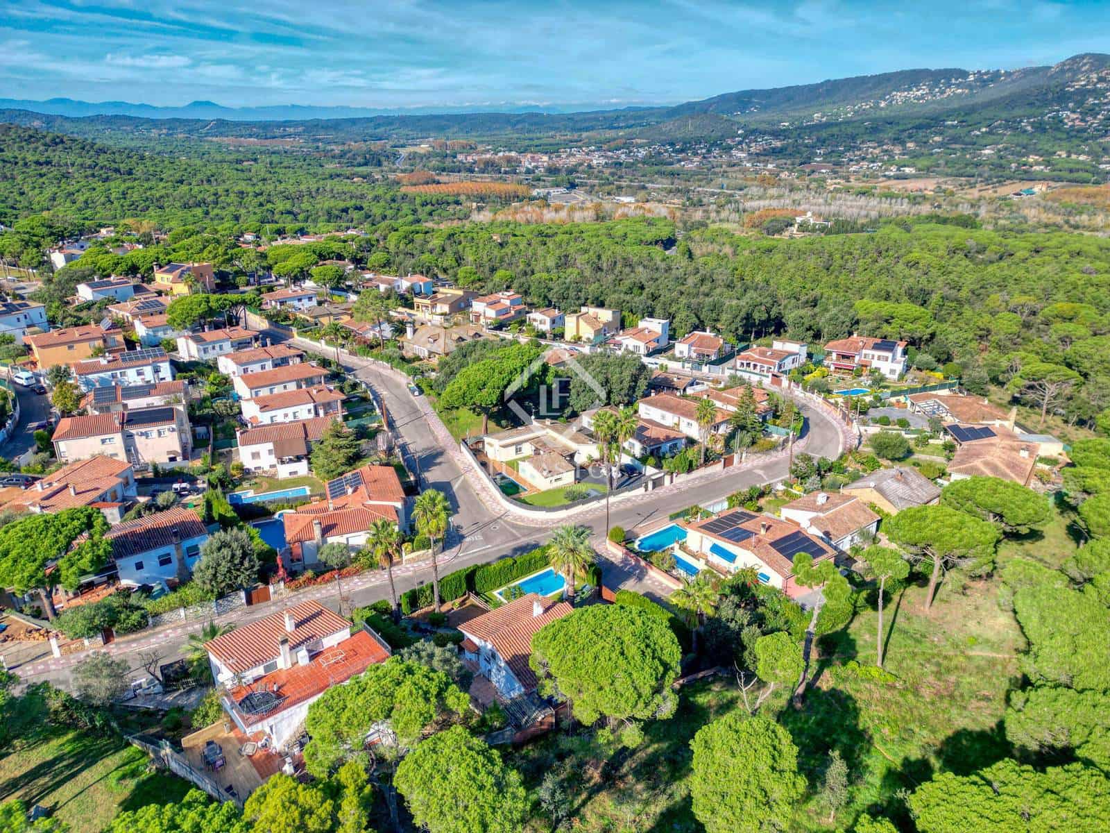 3 bedroom Villa for sale in Sant Feliu de Guixols with pool garage - € 545,000 (Ref: 9394035)