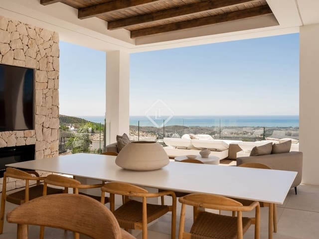 Chalet de 4 habitaciones en Benahavís en venta con piscina garaje - 7.995.000 € (Ref: 9394244)