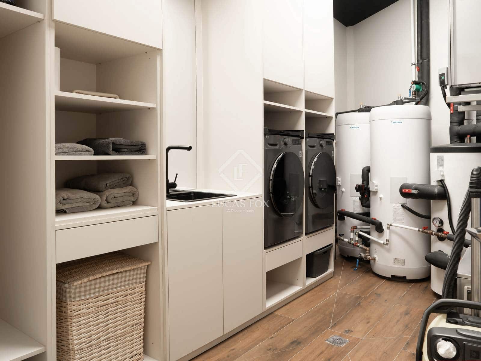 Chalet de 4 habitaciones en Benahavís en venta con piscina garaje - 7.995.000 € (Ref: 9394244)