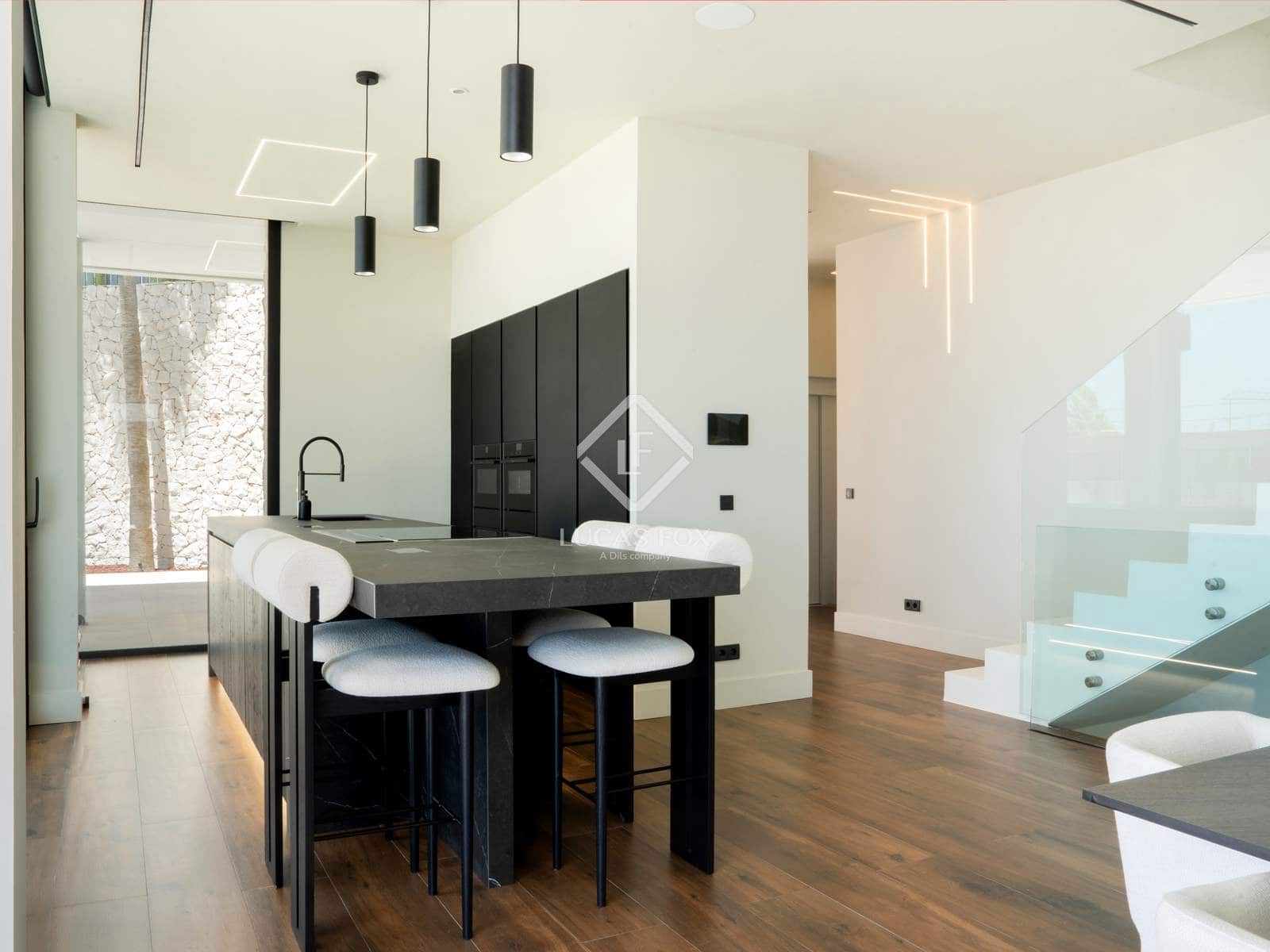 Chalet de 4 habitaciones en Benahavís en venta con piscina garaje - 7.995.000 € (Ref: 9394244)