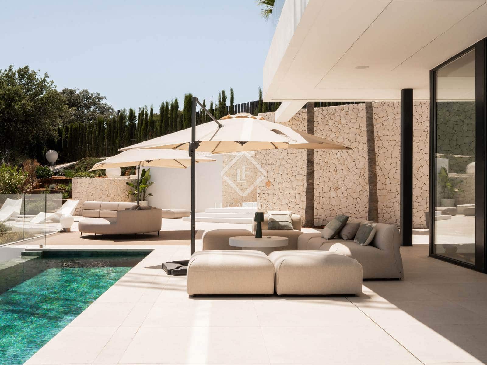 Chalet de 4 habitaciones en Benahavís en venta con piscina garaje - 7.995.000 € (Ref: 9394244)