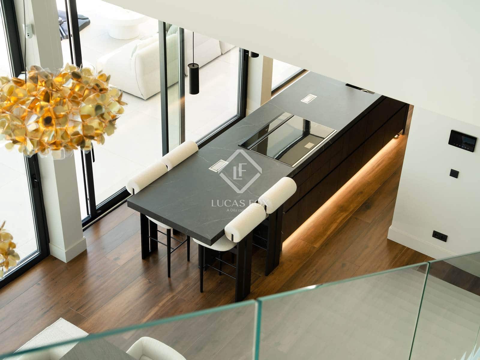 Chalet de 4 habitaciones en Benahavís en venta con piscina garaje - 7.995.000 € (Ref: 9394244)