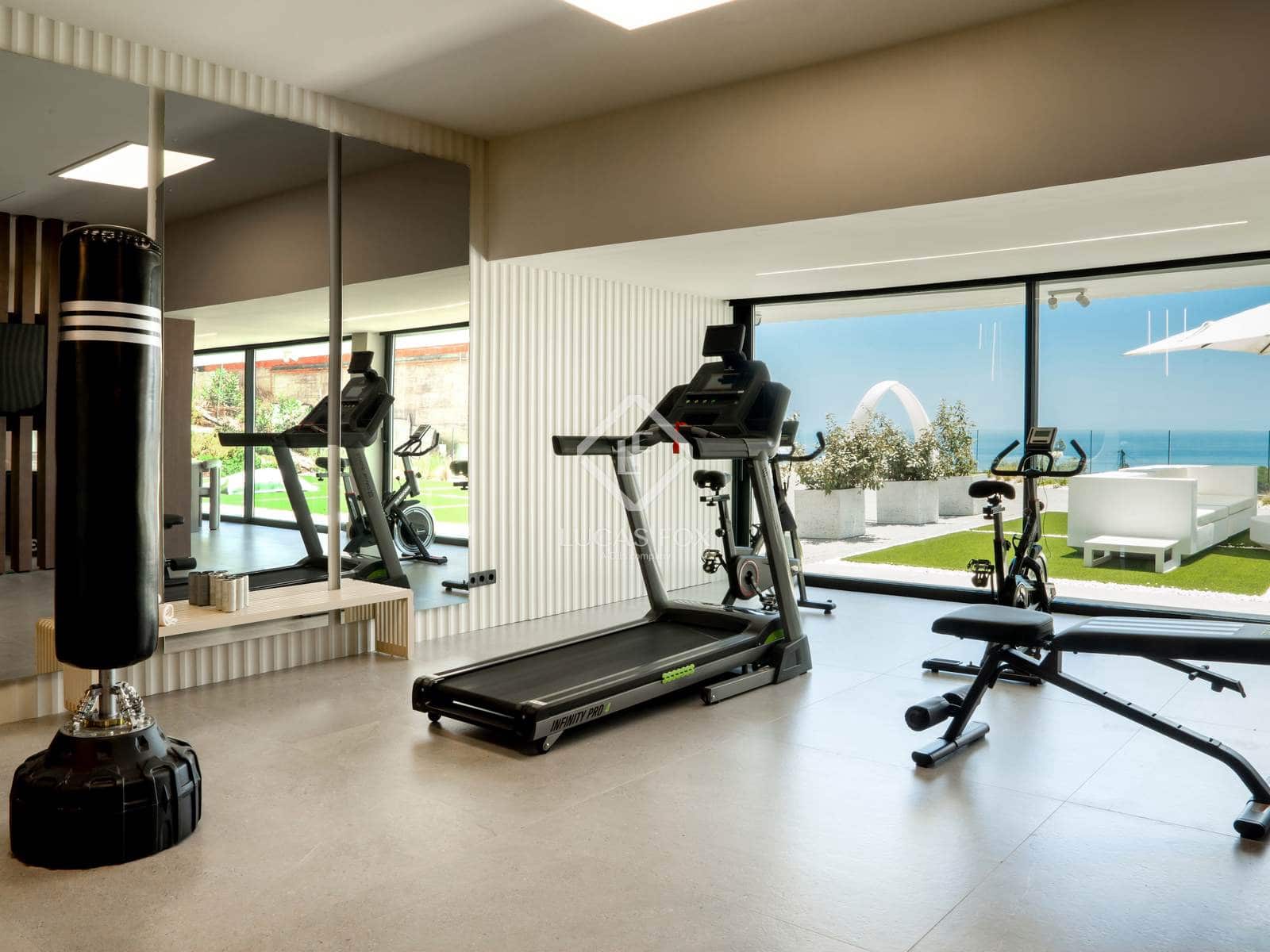 Chalet de 4 habitaciones en Benahavís en venta con piscina garaje - 7.995.000 € (Ref: 9394244)