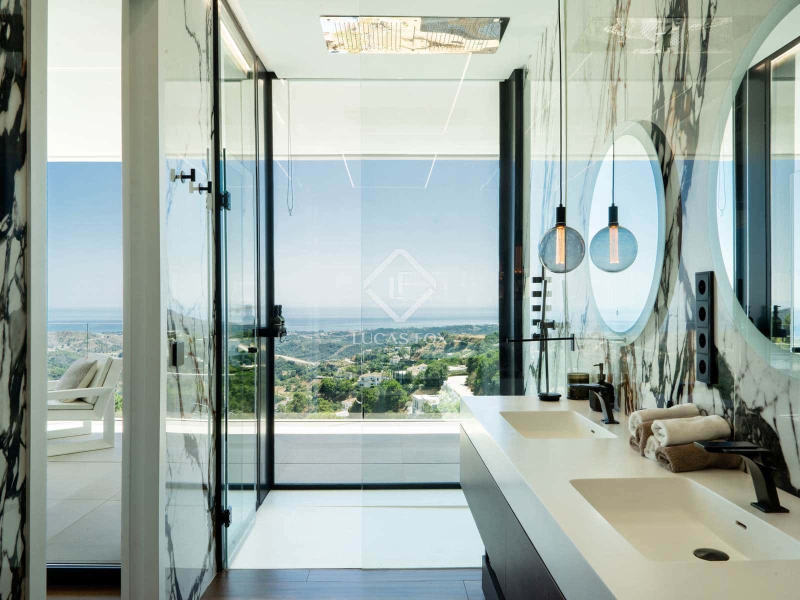 Chalet de 4 habitaciones en Benahavís en venta con piscina garaje - 7.995.000 € (Ref: 9394244)