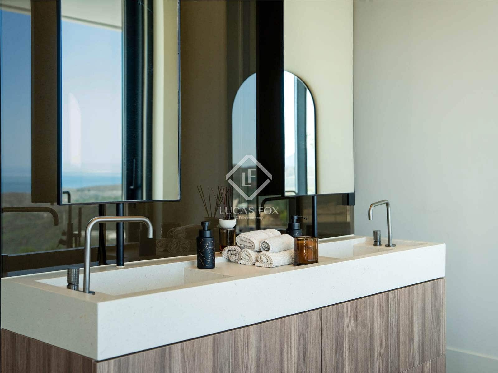 Chalet de 4 habitaciones en Benahavís en venta con piscina garaje - 7.995.000 € (Ref: 9394244)