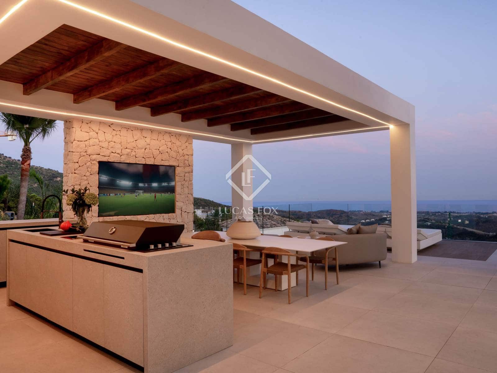 Chalet de 4 habitaciones en Benahavís en venta con piscina garaje - 7.995.000 € (Ref: 9394244)