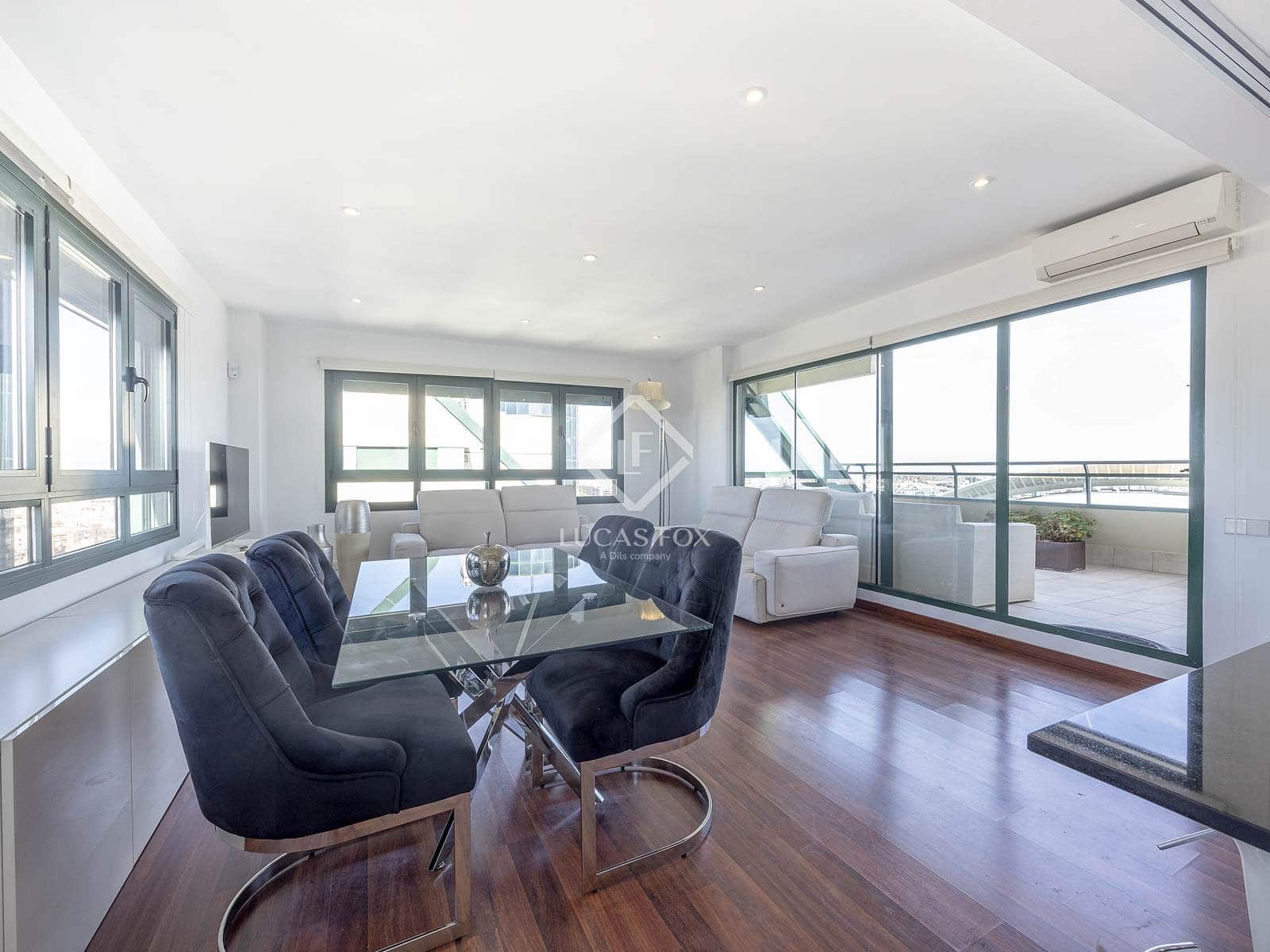 2 sypialnia Penthouse na sprzedaż w Miasto Walencja z basenem garażem - 895 000 € (Ref: 9394245)