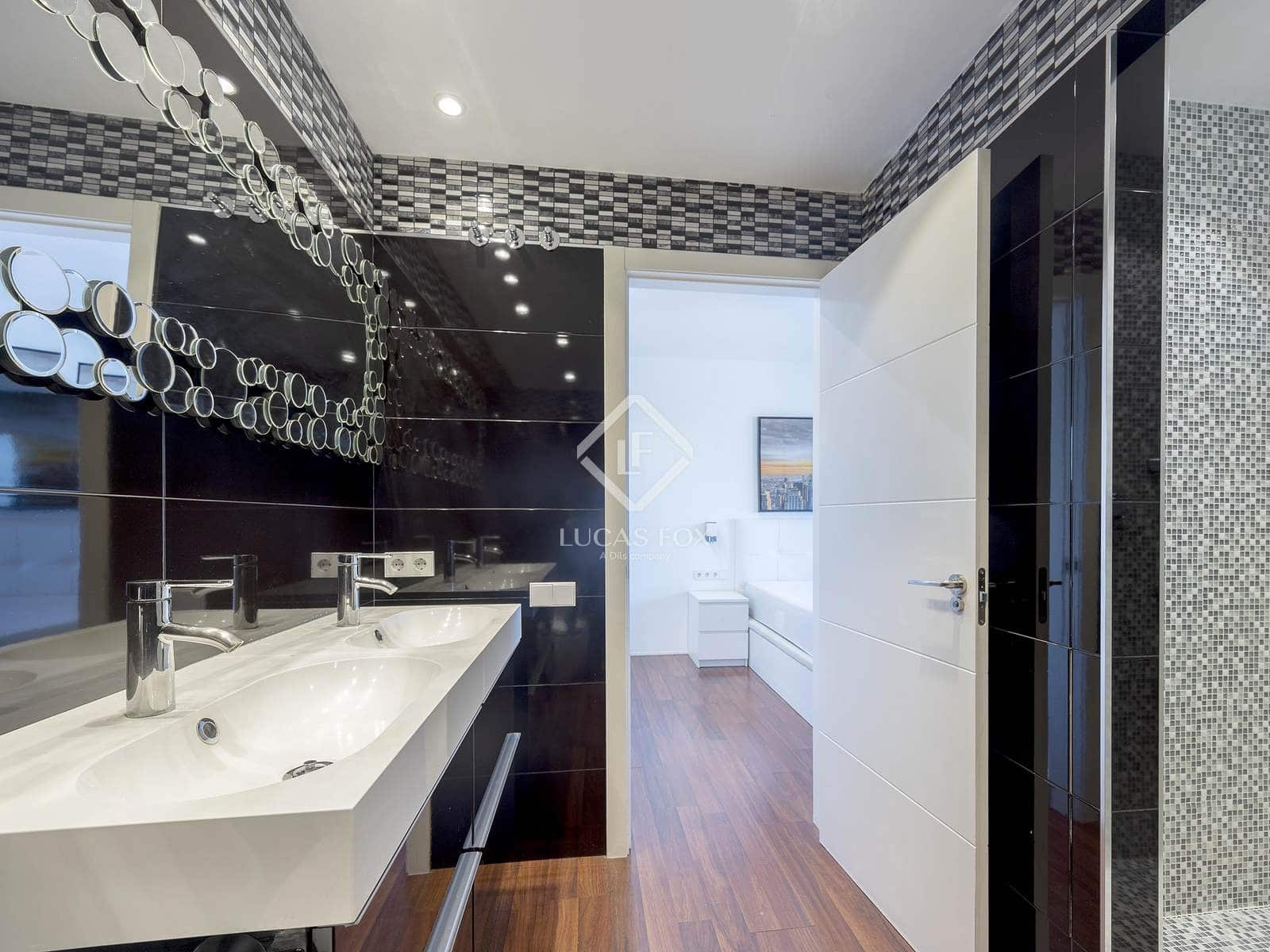 2 sypialnia Penthouse na sprzedaż w Miasto Walencja z basenem garażem - 895 000 € (Ref: 9394245)