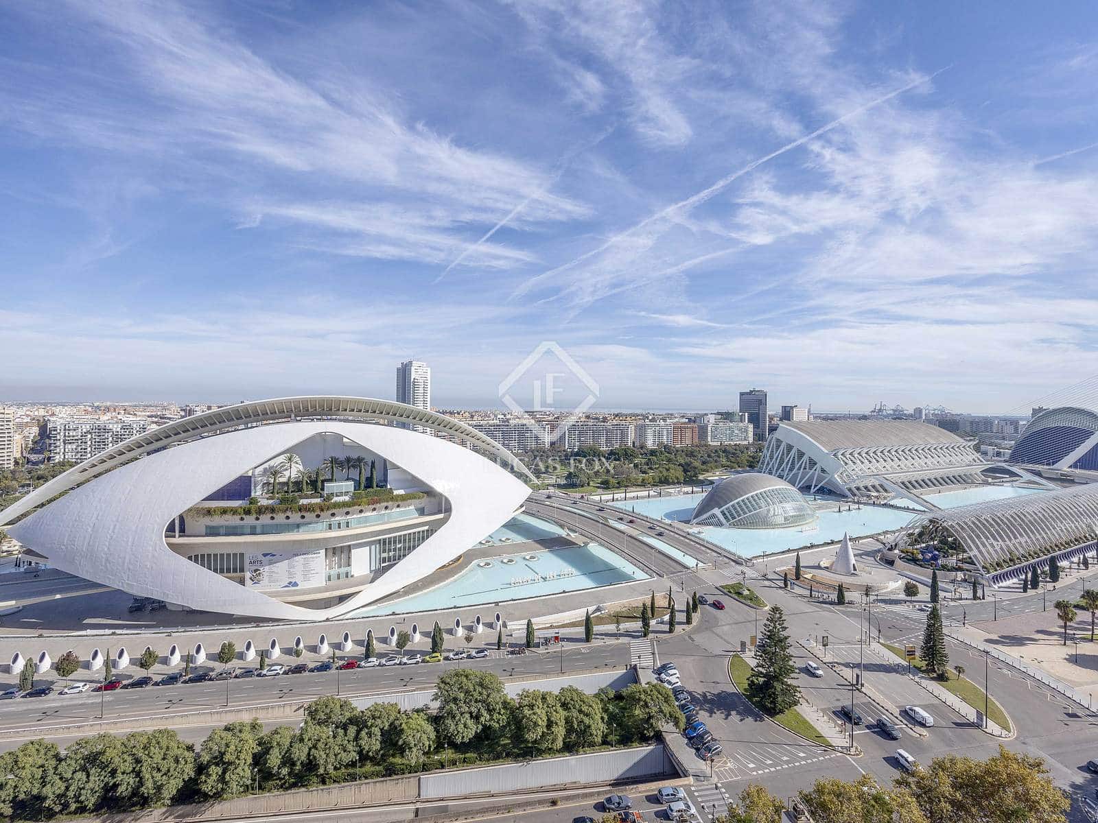 2 sypialnia Penthouse na sprzedaż w Miasto Walencja z basenem garażem - 895 000 € (Ref: 9394245)