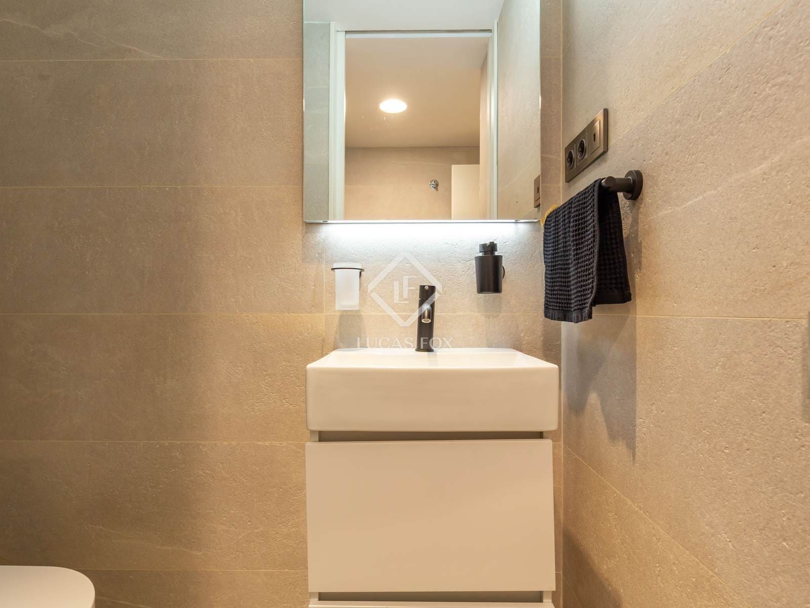 1 slaapkamer Appartement te koop in Esplugues de Llobregat met zwembad garage - € 620.000 (Ref: 9394246)