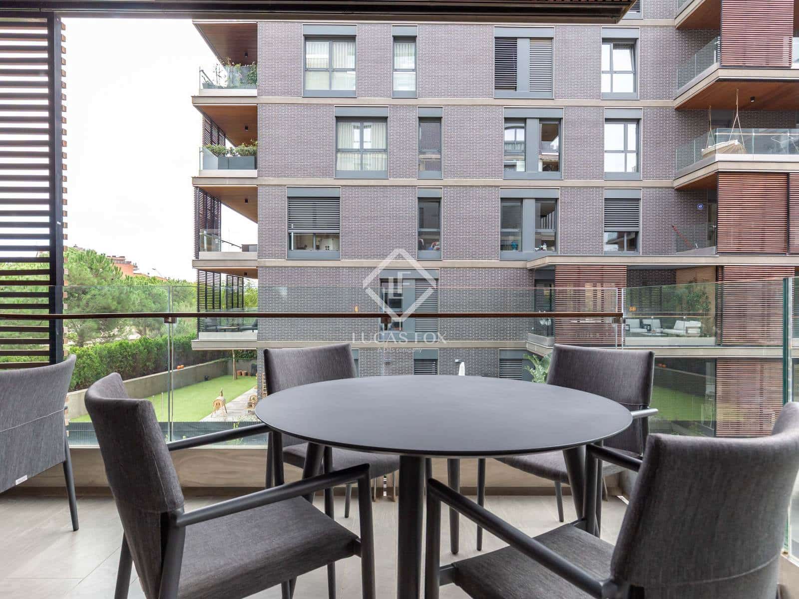 1 slaapkamer Appartement te koop in Esplugues de Llobregat met zwembad garage - € 620.000 (Ref: 9394246)