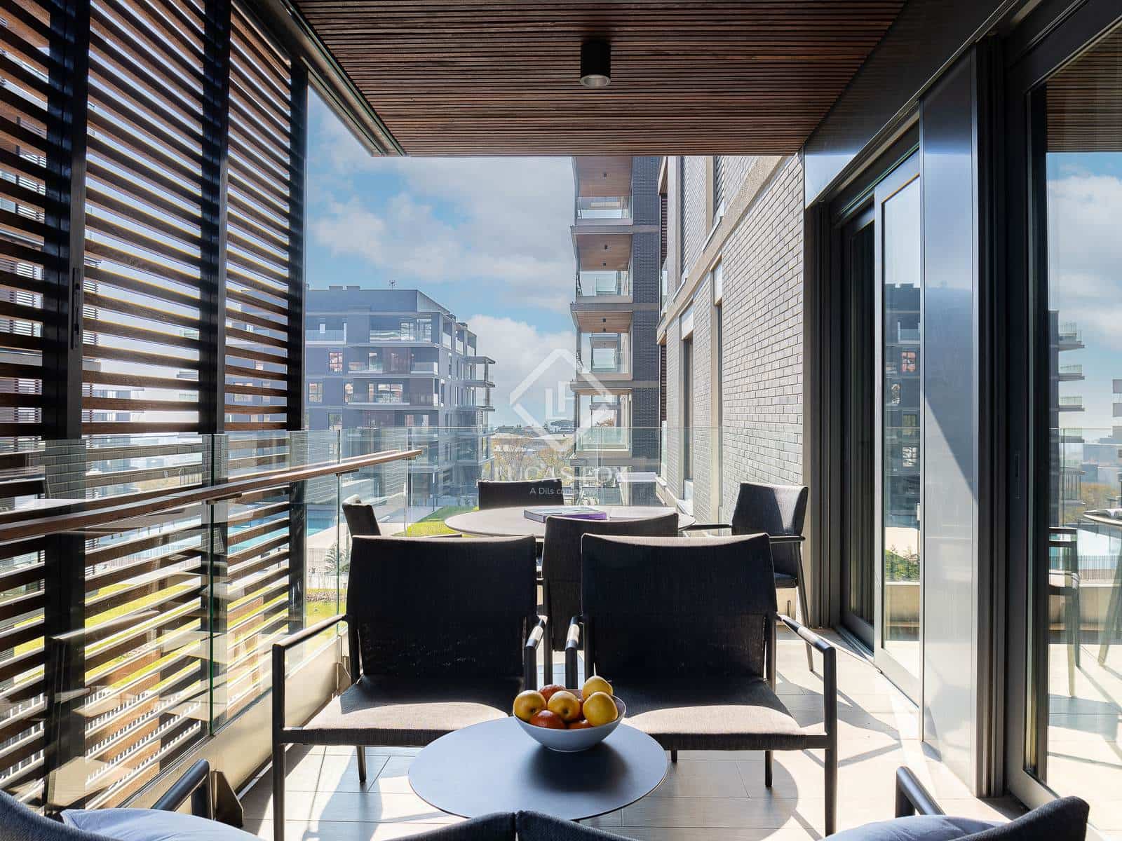 1 slaapkamer Appartement te koop in Esplugues de Llobregat met zwembad garage - € 620.000 (Ref: 9394246)