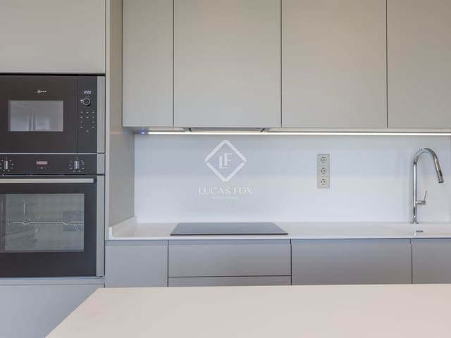 1 slaapkamer Appartement te koop in Valencia stad met zwembad garage - € 430.000 (Ref: 9394398)