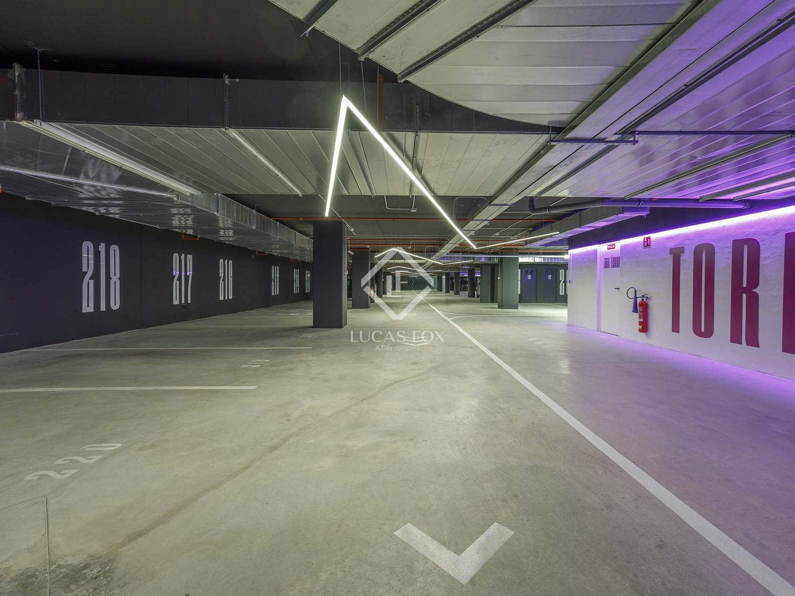 1 sypialnia Apartament na sprzedaż w Miasto Walencja z basenem garażem - 430 000 € (Ref: 9394398)