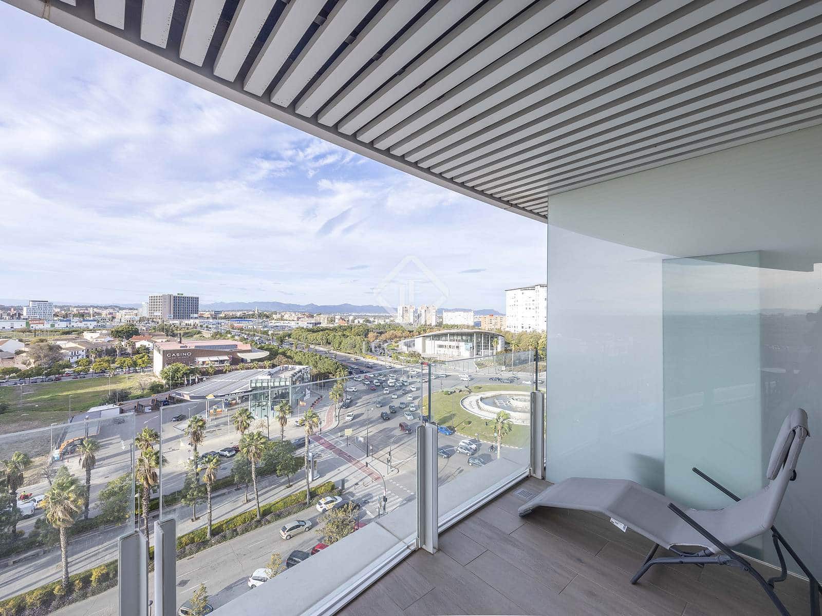 1 bedroom Apartment for sale in Valencia city with pool garage - € 430,000 (Ref: 9394398)