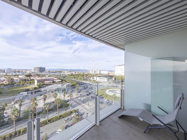 1 bedroom Apartment for sale in Valencia city with pool garage - € 430,000 (Ref: 9394398)