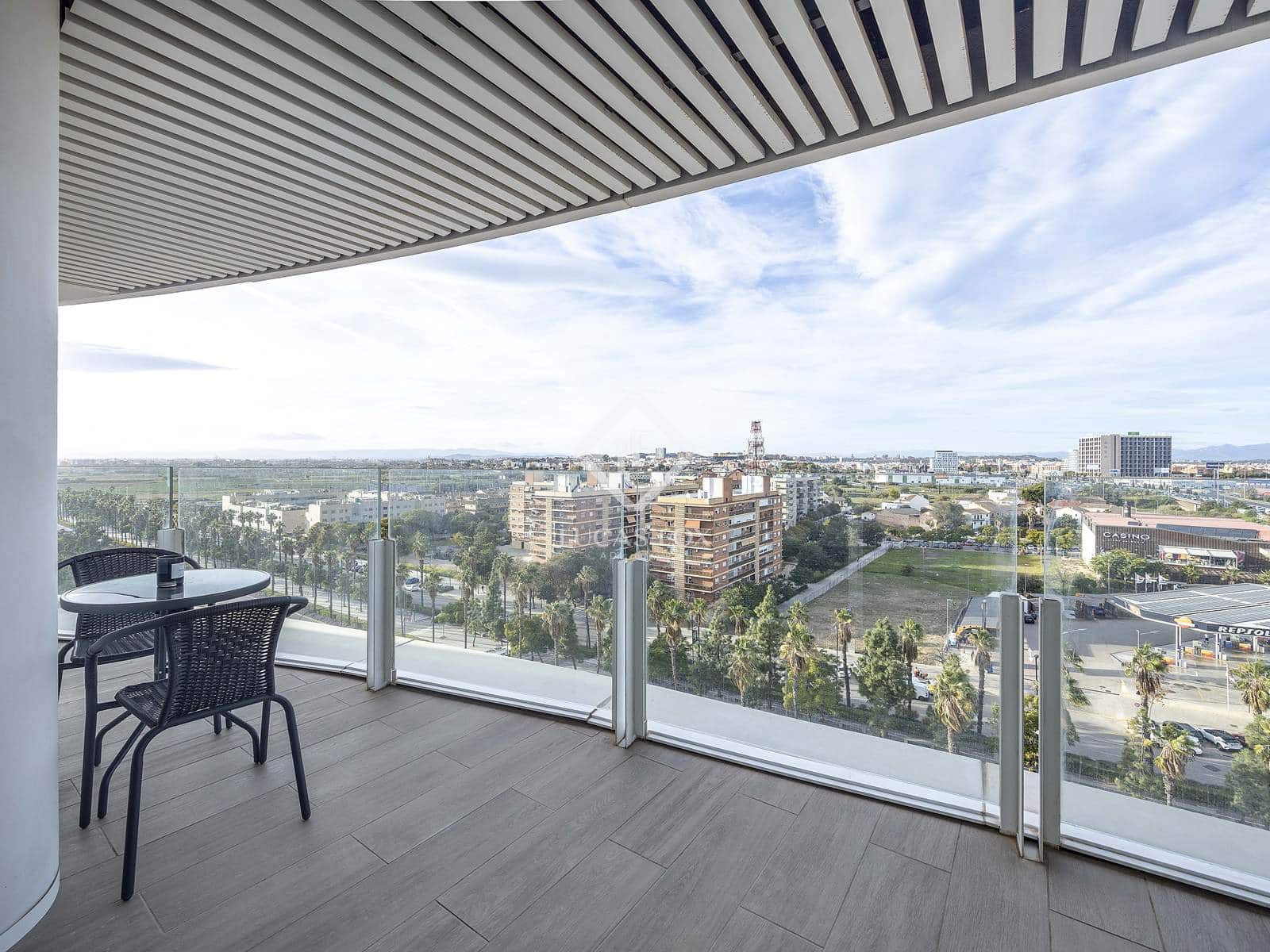 1 bedroom Apartment for sale in Valencia city with pool garage - € 430,000 (Ref: 9394398)