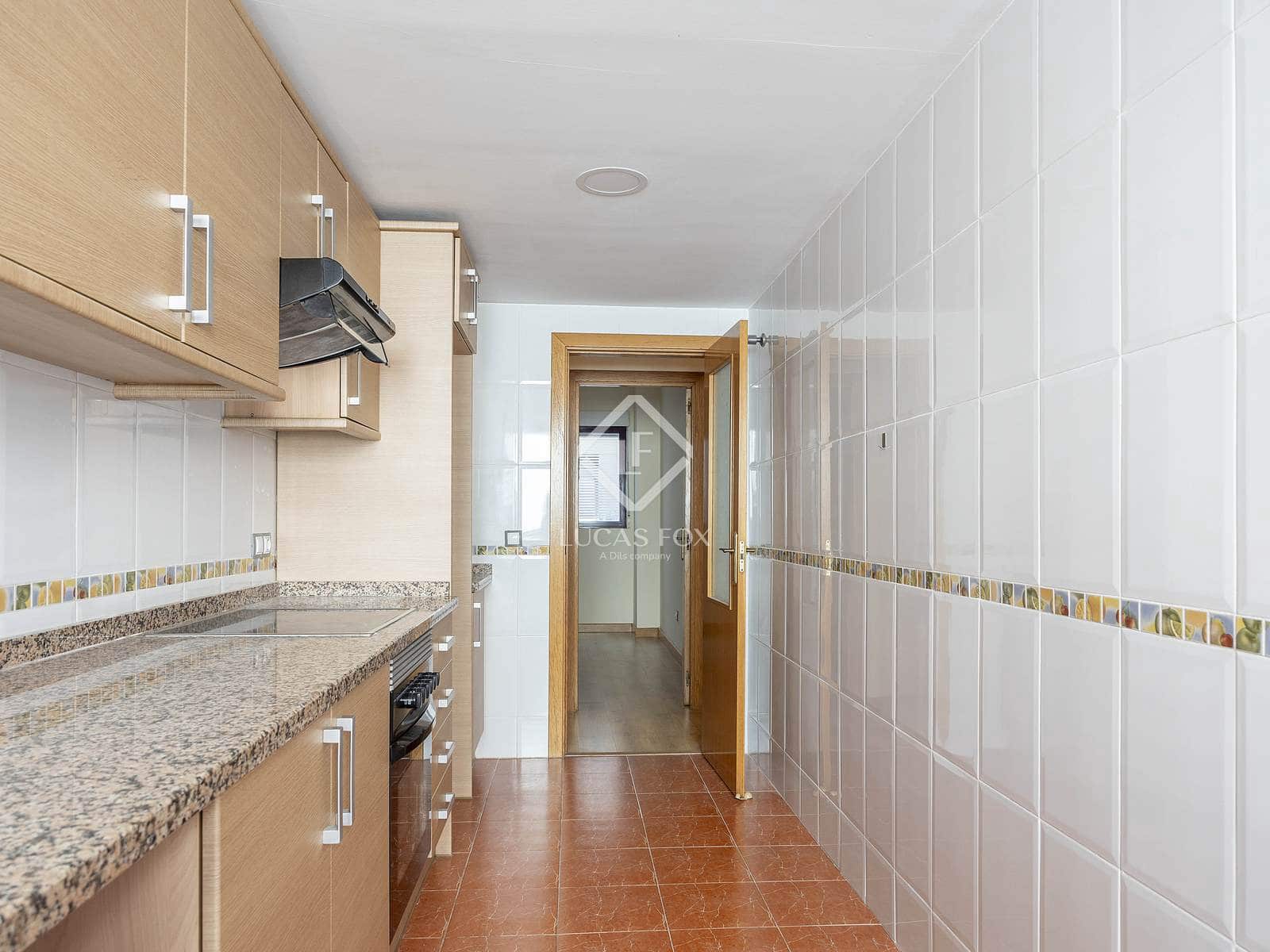 3 makuuhuone Huoneisto vuokrattavana paikassa Valencia kaupunki - 1 500 € (Ref: 9394399)