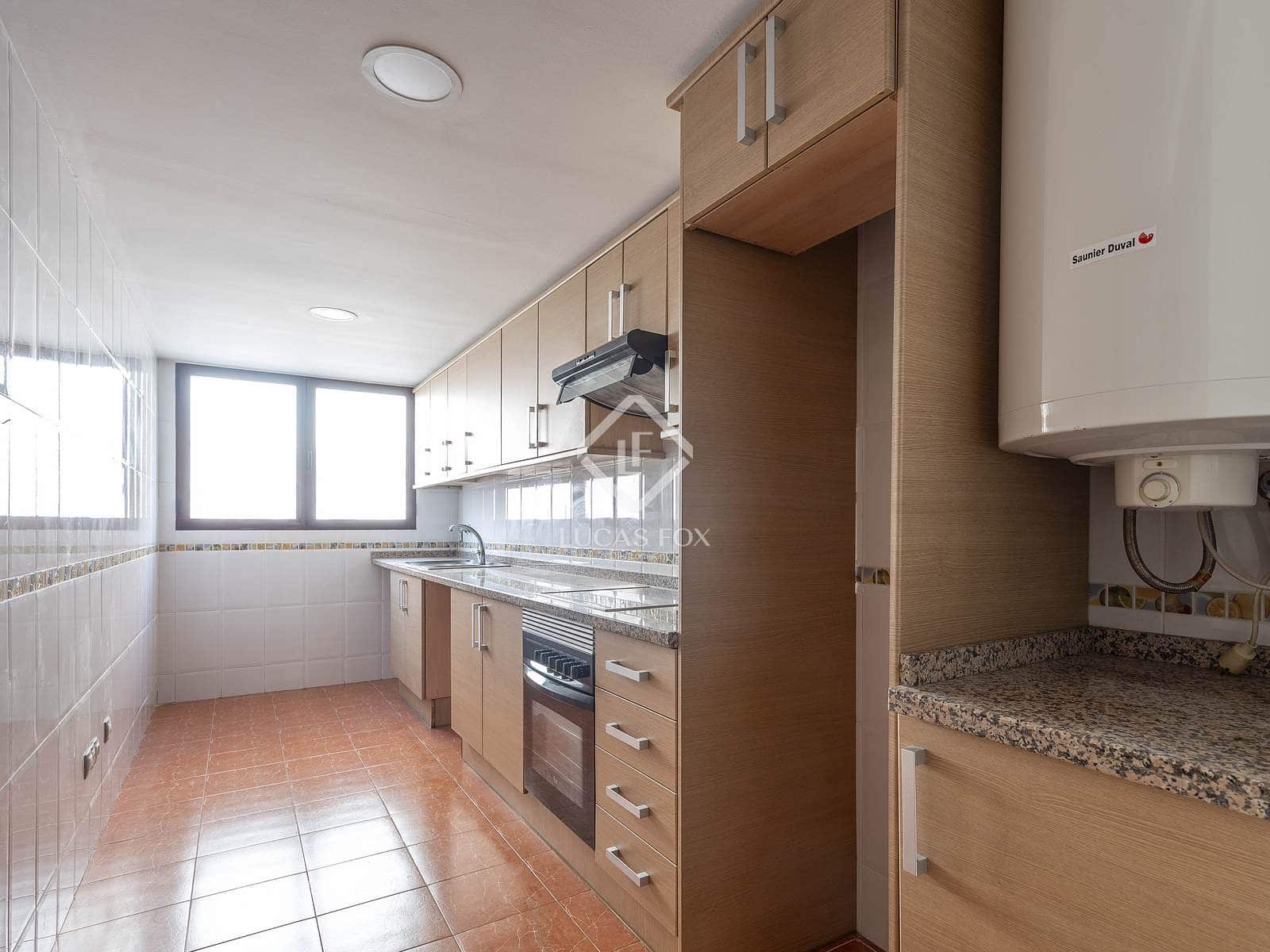 3 makuuhuone Huoneisto vuokrattavana paikassa Valencia kaupunki - 1 500 € (Ref: 9394399)