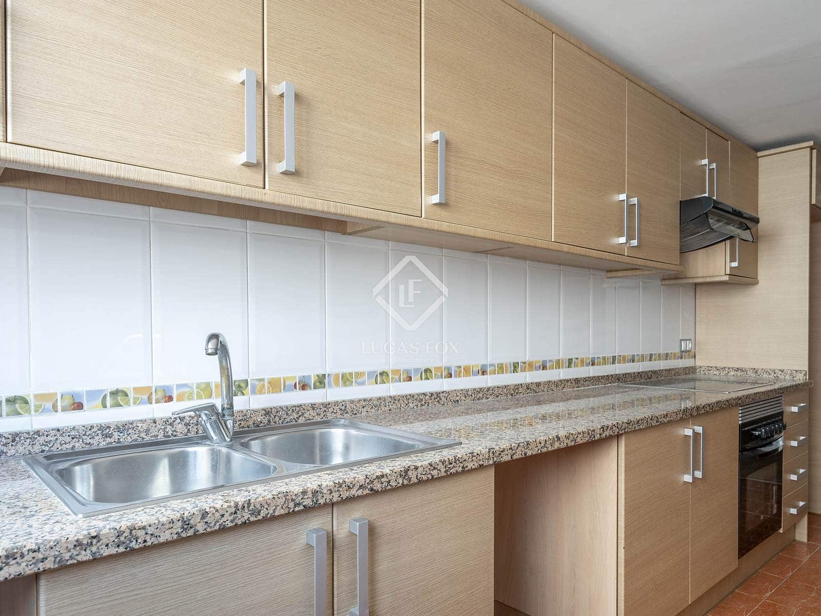 3 makuuhuone Huoneisto vuokrattavana paikassa Valencia kaupunki - 1 500 € (Ref: 9394399)