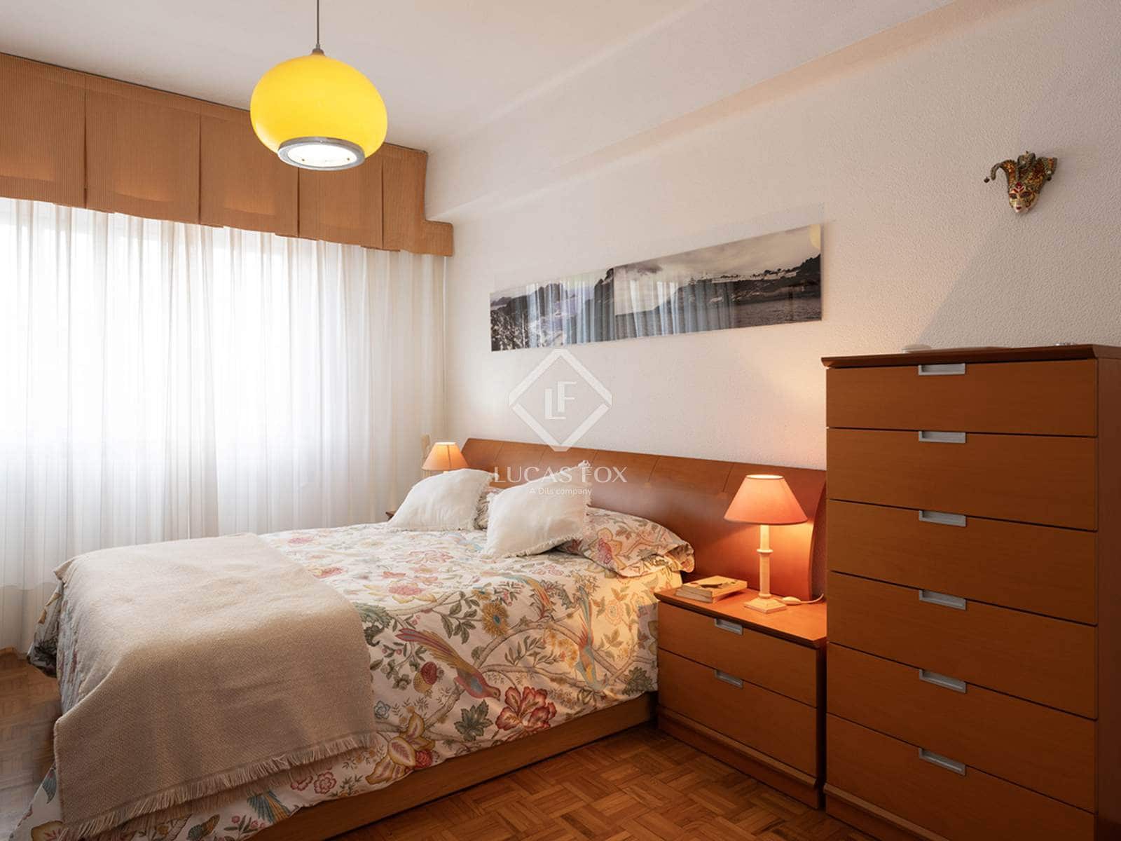 4 slaapkamer Appartement te koop in Vigo met garage - € 295.000 (Ref: 9394400)